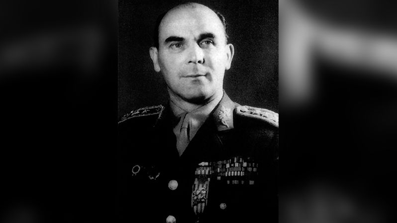 Před 75 lety byl ve vykonstruovaném procesu uznán vinným generál Píka
